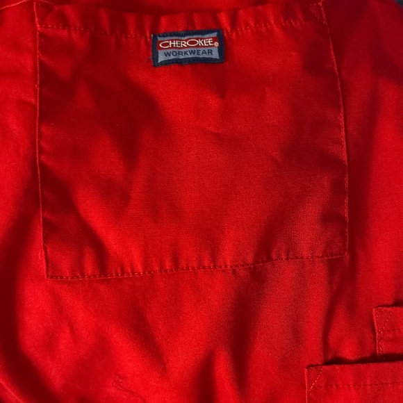 Red Cherokee Workwear Men’s Scrubs - Picture 5 of 5